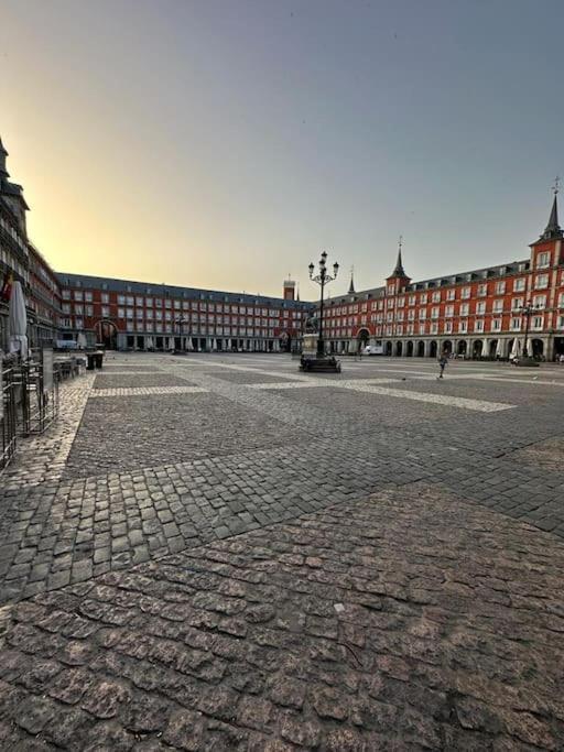 Economico Piso En Madrid Centro Apartment ภายนอก รูปภาพ