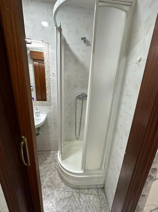 Economico Piso En Madrid Centro Apartment ภายนอก รูปภาพ